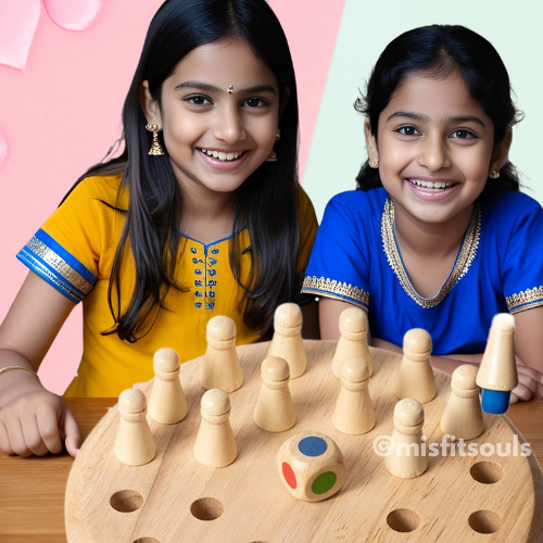 ThinkerTrove™ - Wooden Memory Chess Game