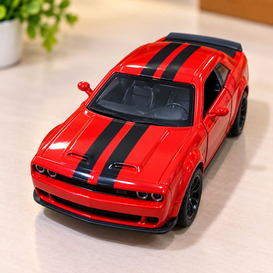 Misfit Die-Cast Dodge Challenger SRT Hellcat Car Toy | Pull-Back Action
