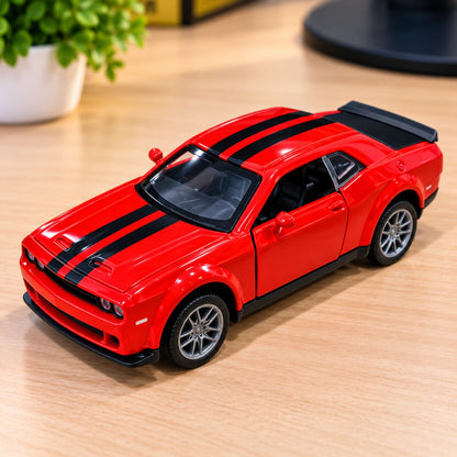Misfit Die-Cast Dodge Challenger SRT Hellcat Car Toy | Pull-Back Action