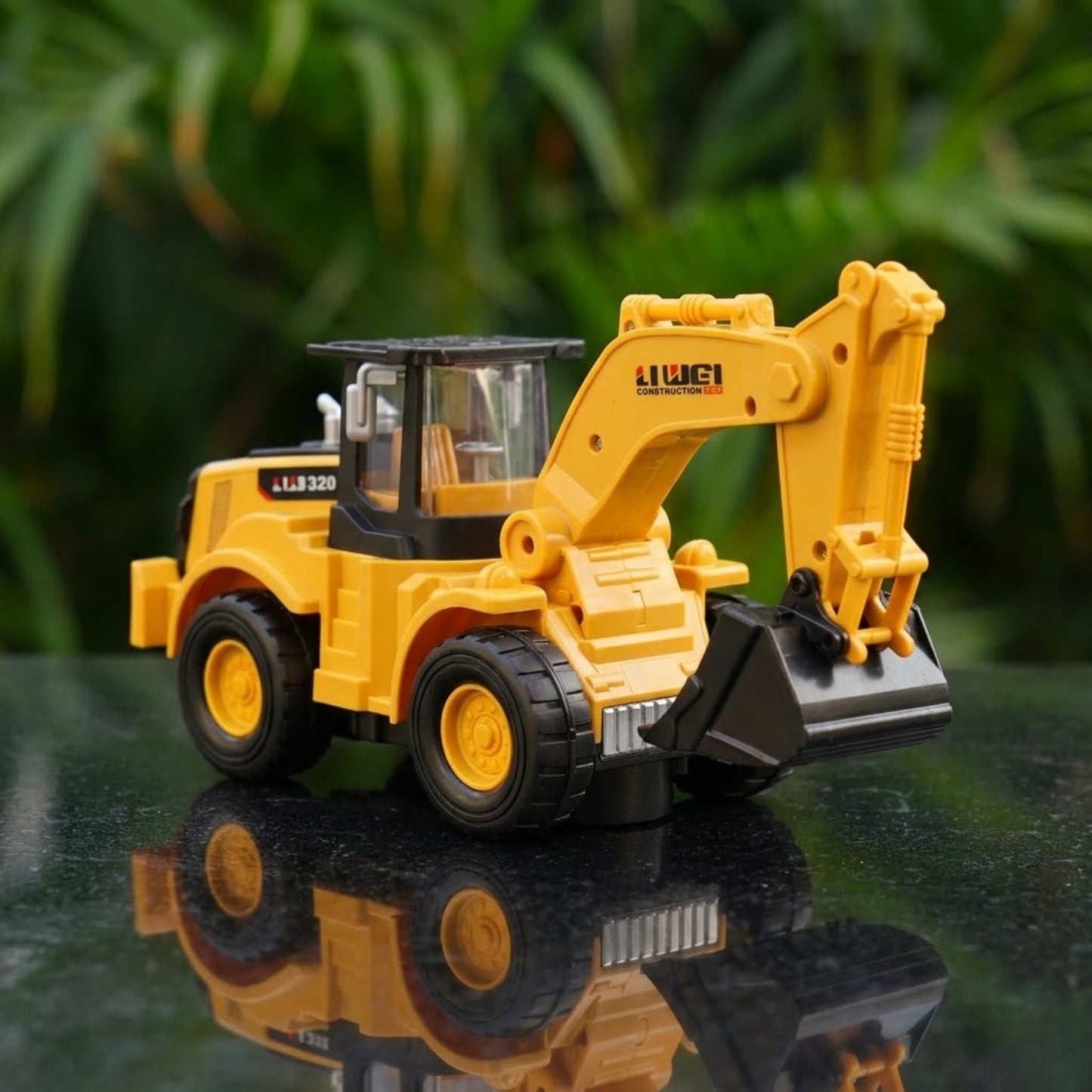 Misfit Disco BuildBot Dozer™ – Light & Sound